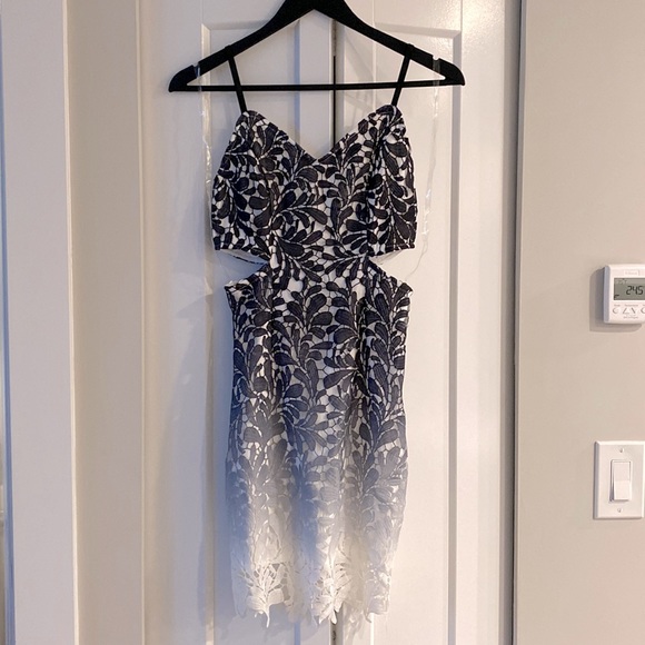 Navy blue to white gradient side cut out dress. Brand new fashion nova - Picture 1 of 2